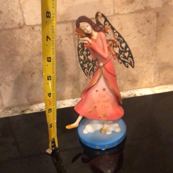 Angel Figurine - Picture 5 of 6